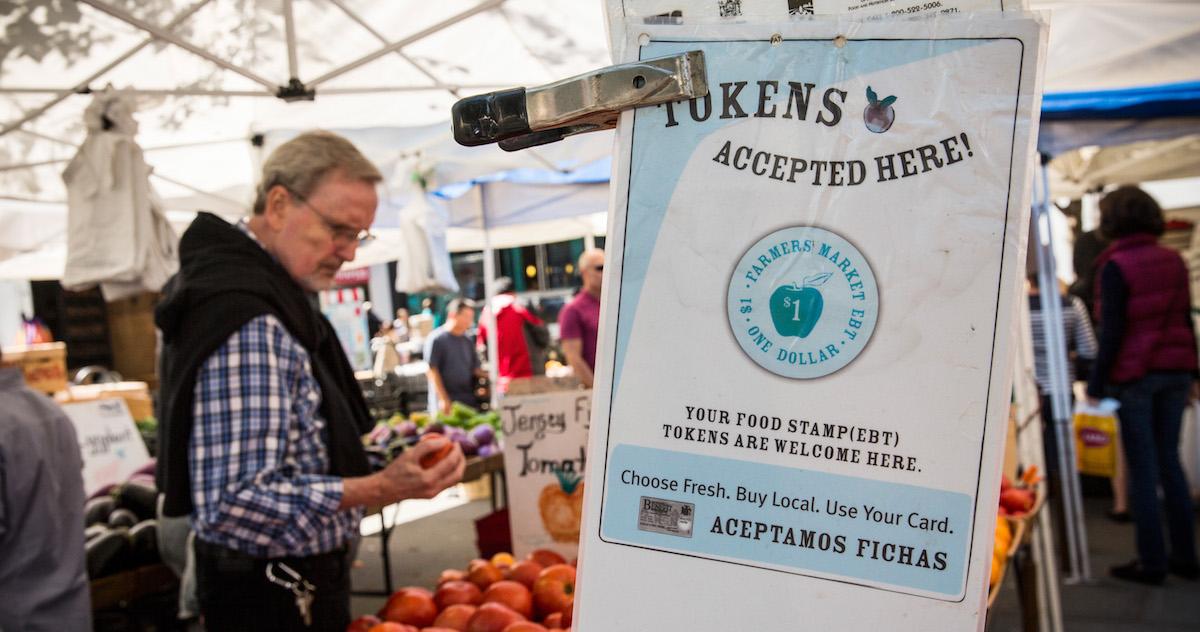 Sign advertising the acceptance of EBT benefit tokens