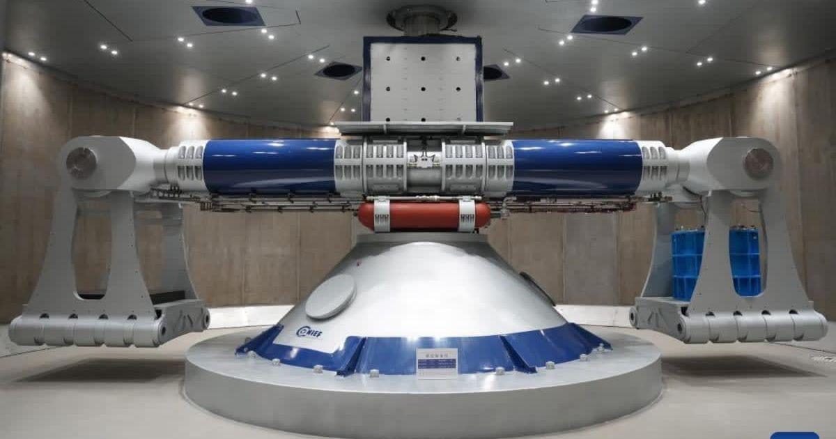 China's groundbreaking hypergravity machine that can generate gravity tons of times more than the Earth's gravity (Cover Image Source: Xinhua News Agency)