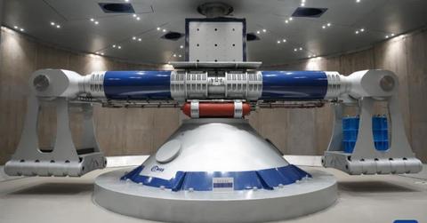 China's groundbreaking hypergravity machine that can generate gravity tons of times more than the Earth's gravity (Cover Image Source: Xinhua News Agency)