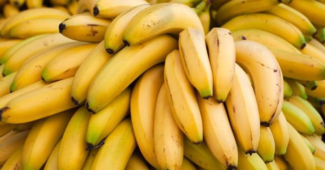 White Spots on Bananas and What They Mean: Details Here