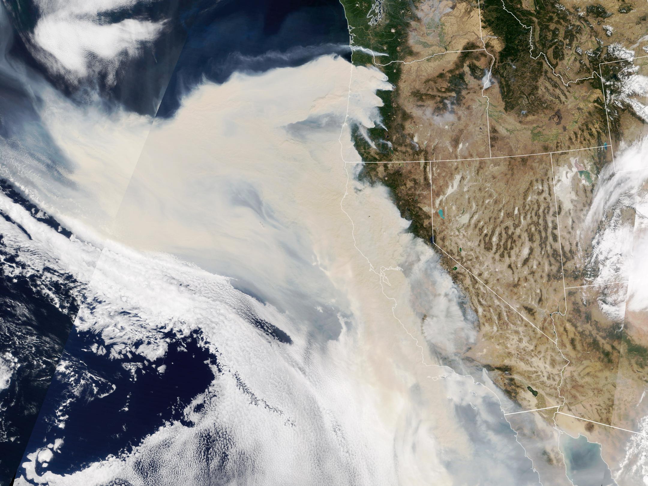 NASA Took Satellite Images of the West Coast Wildfires From Space