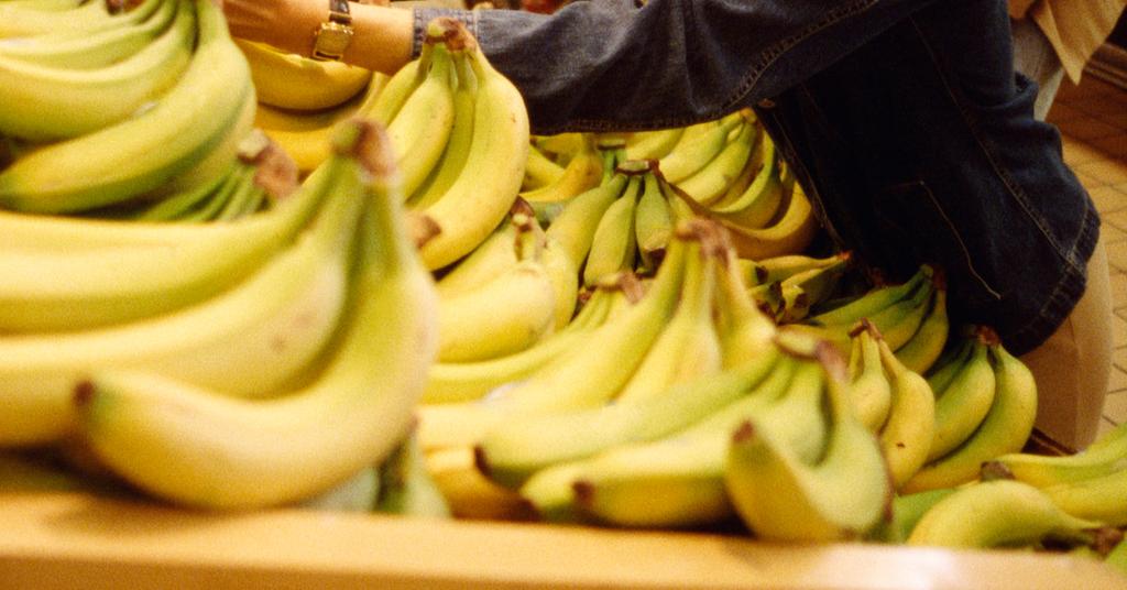 is-it-ok-to-eat-a-banana-every-day