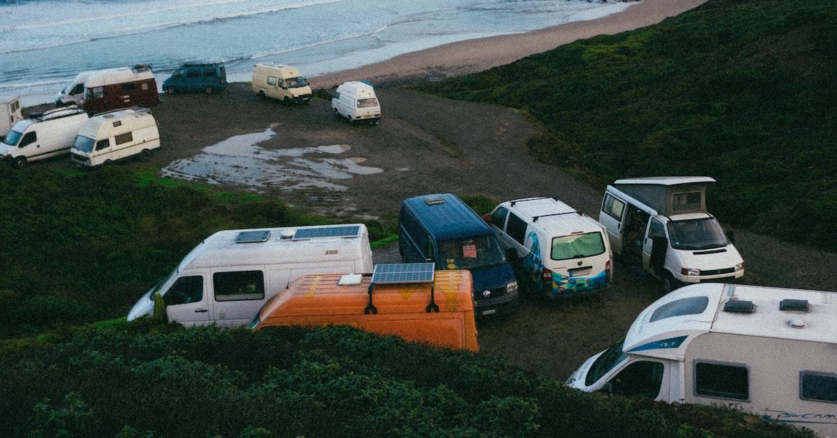 Vanlifers camped out together