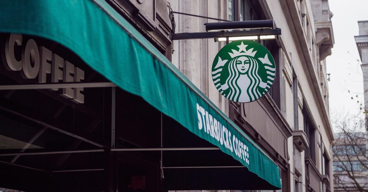 Green Matters - Starbucks claims this change will eliminate 1B straws from  circulation every single year.