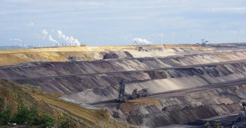 open pit mining _