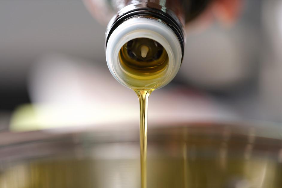Why Are Seed Oils Bad? Here's What You Should Know