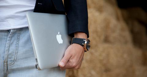 apple carbon free aluminum