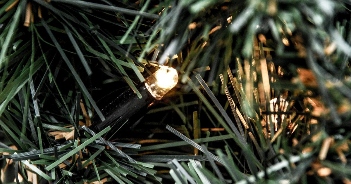 how to recycle christmas lights