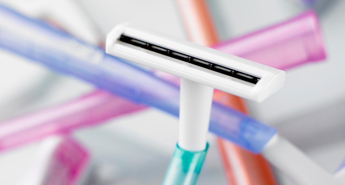 How to Dispose of Razor Blades — You Can Safely Recycle Them