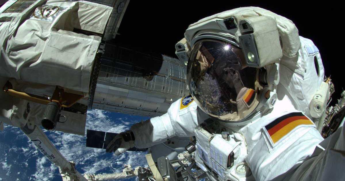 An astronaut aboard the International Space Station. (Representative Cover Image Source: Getty Images | ESA)