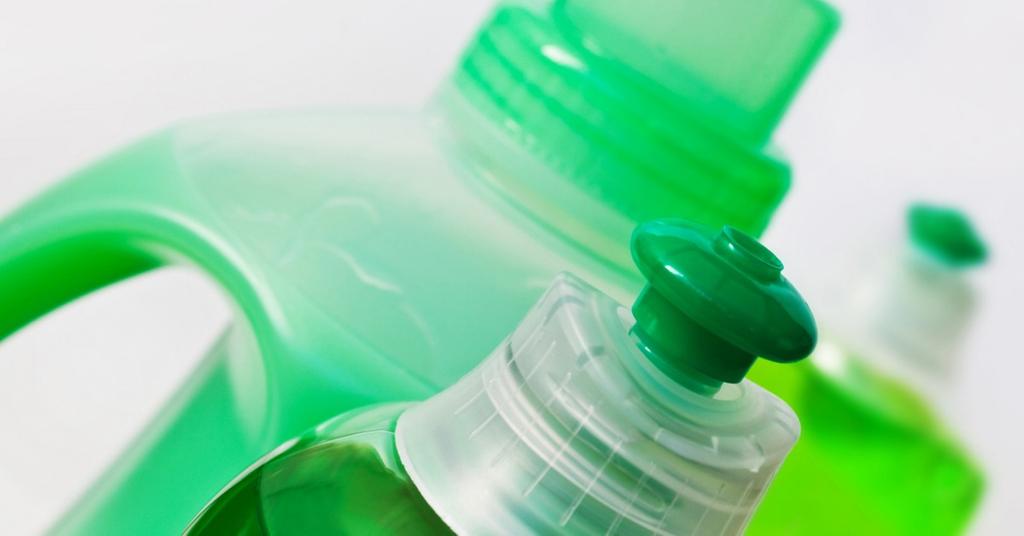 What Are the Environmental Effects of Laundry Detergent?