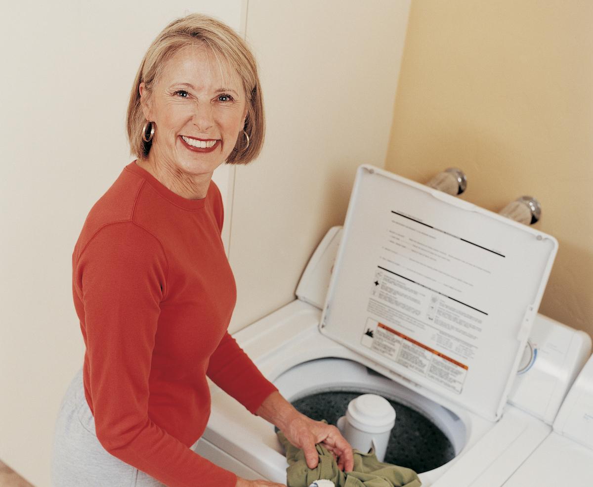 How to Clean Your Washing Machine — Naturally