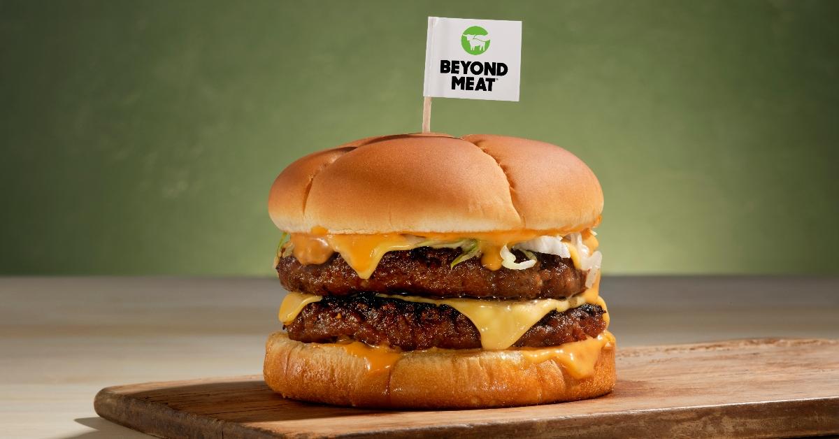 https://media.greenmatters.com/brand-img/7sOKBOukk/0x0/beyond-meat-1658416959603.jpg