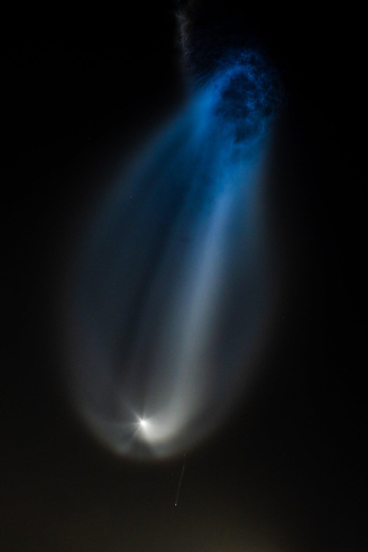 pn/dafec dc b cf baaee