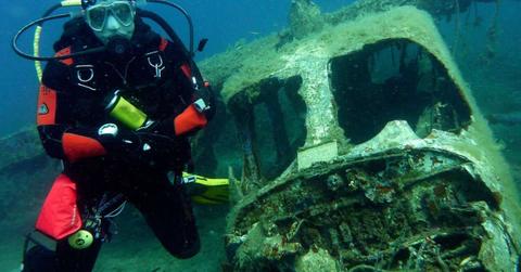 A train wreckage found underwater by a diver. (Representative Cover Image Source: Pixabay | Joakant)