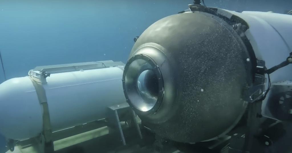 What’s the Difference Between a Submersible and a Submarine?
