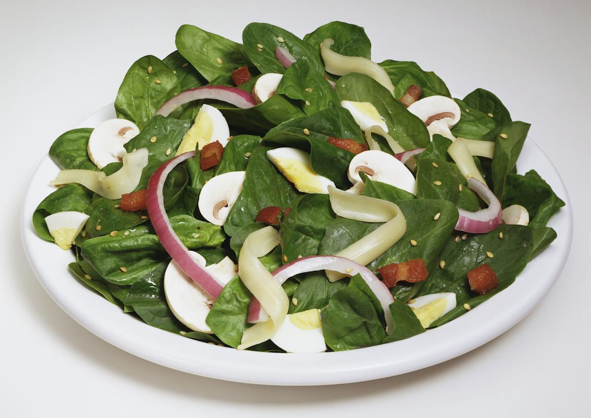 Healthy spinach salad