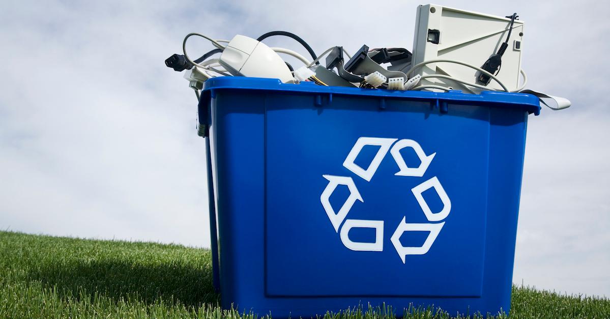 how to wipe a computer clean before recycling