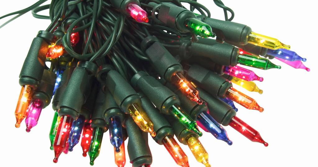 How to Recycle Christmas Lights