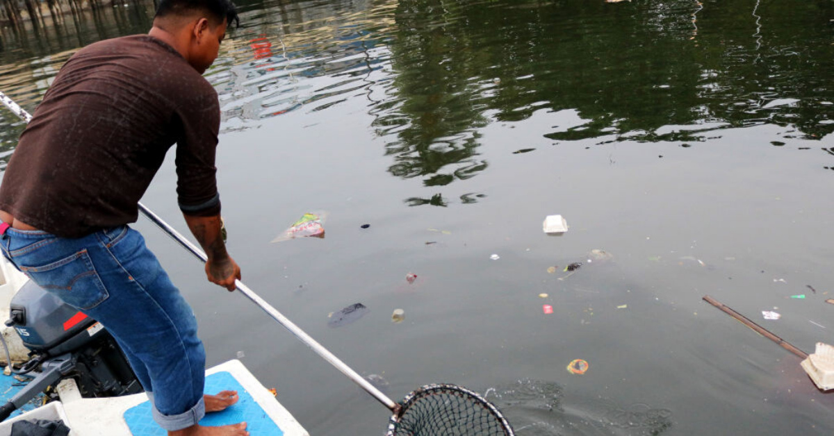 why littering is bad ocean plastic