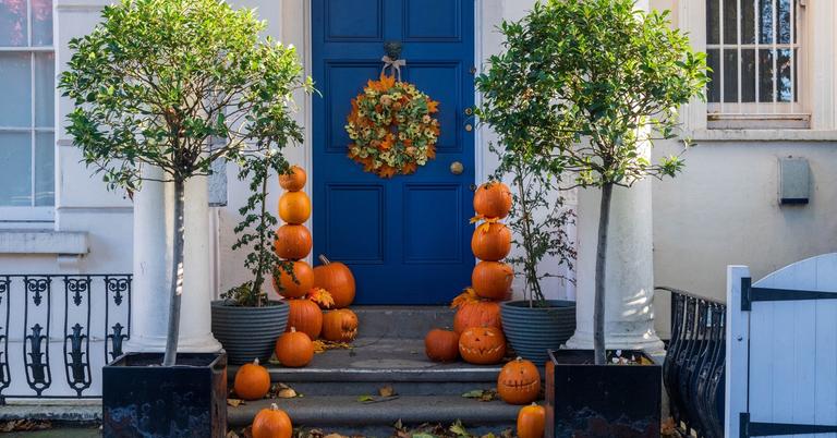 Eco-Friendly Halloween Decoration Ideas That Are Fast And Easy