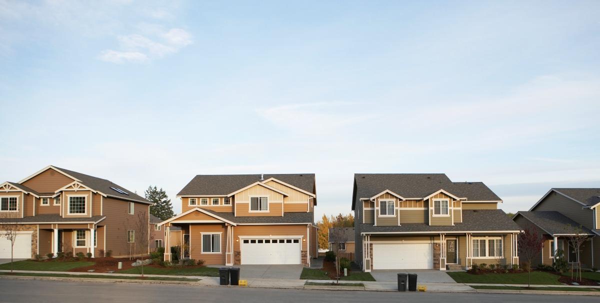 similar houses in residential neighborhood