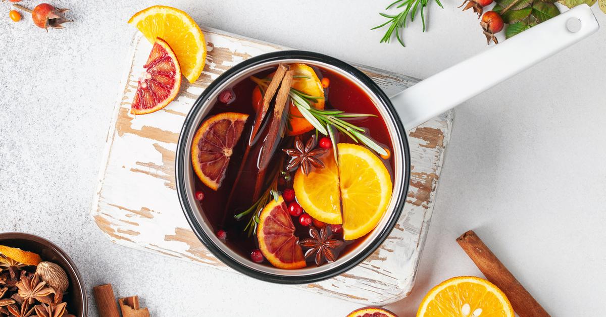 30 Amazing Simmer Pot Recipes for Every Season - Joyful Derivatives
