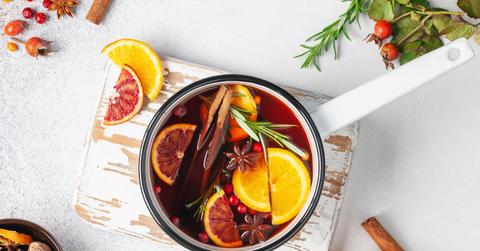 Seasonal simmer pot ingredients
