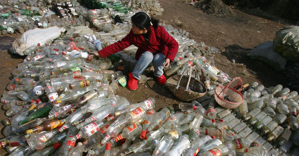 Greenpeace report finds most plastic goes to landfills as