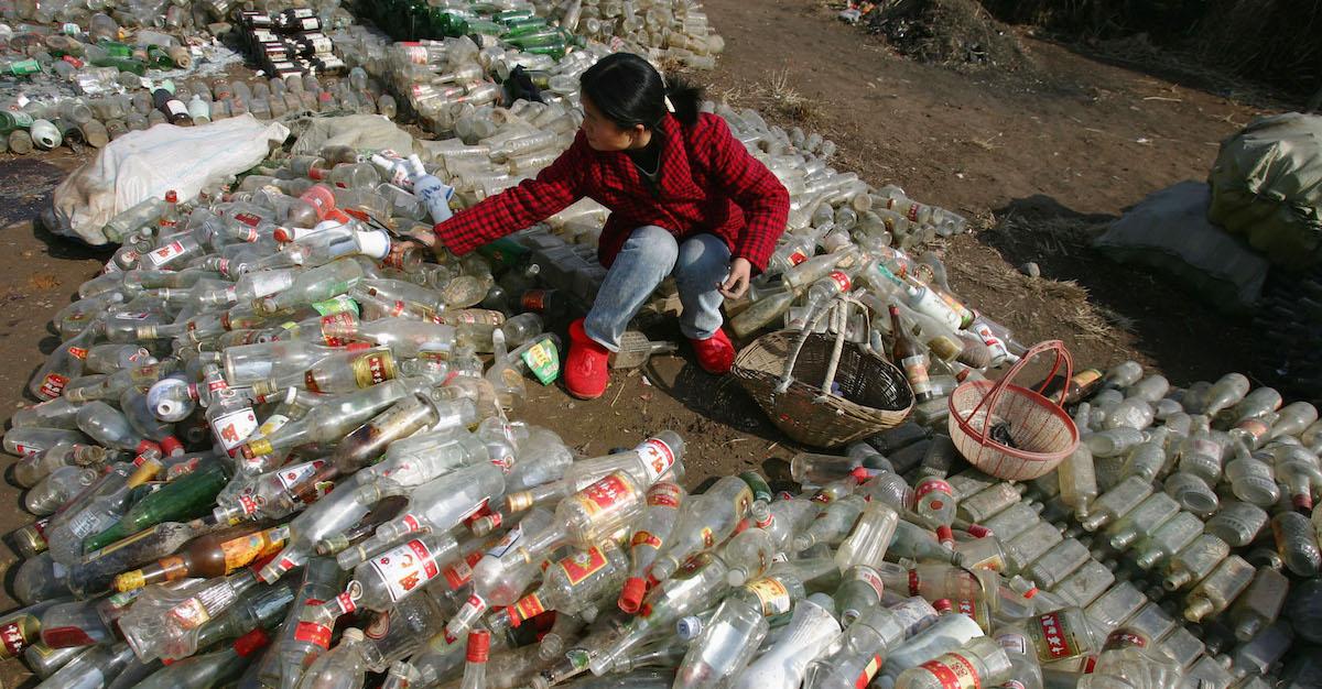 Does Plastic Get Recycled Report Finds Shockingly Low Rates In U S