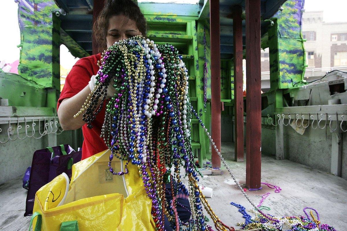 This Organization Recycles 120,000 Pounds of Mardi Gras Beads Each Year, Smart News