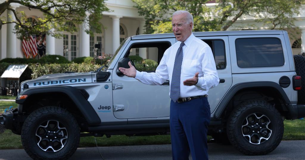 Biden Reverses Trump Vehicle Emission Rules, Promises More Electric Cars