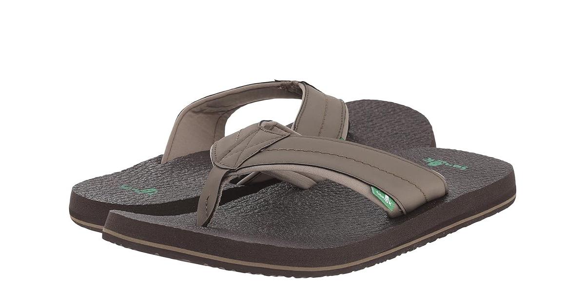 Recycled Flip Flops: Comfortable and Eco-Friendly Sandals for Summer