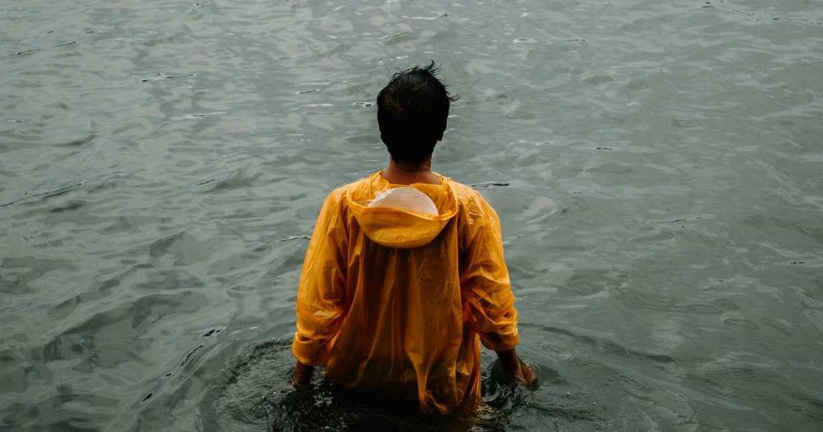 Representative image of a person in river (Cover Image Source: Pexels | Photo by Xandro Vandewalle)