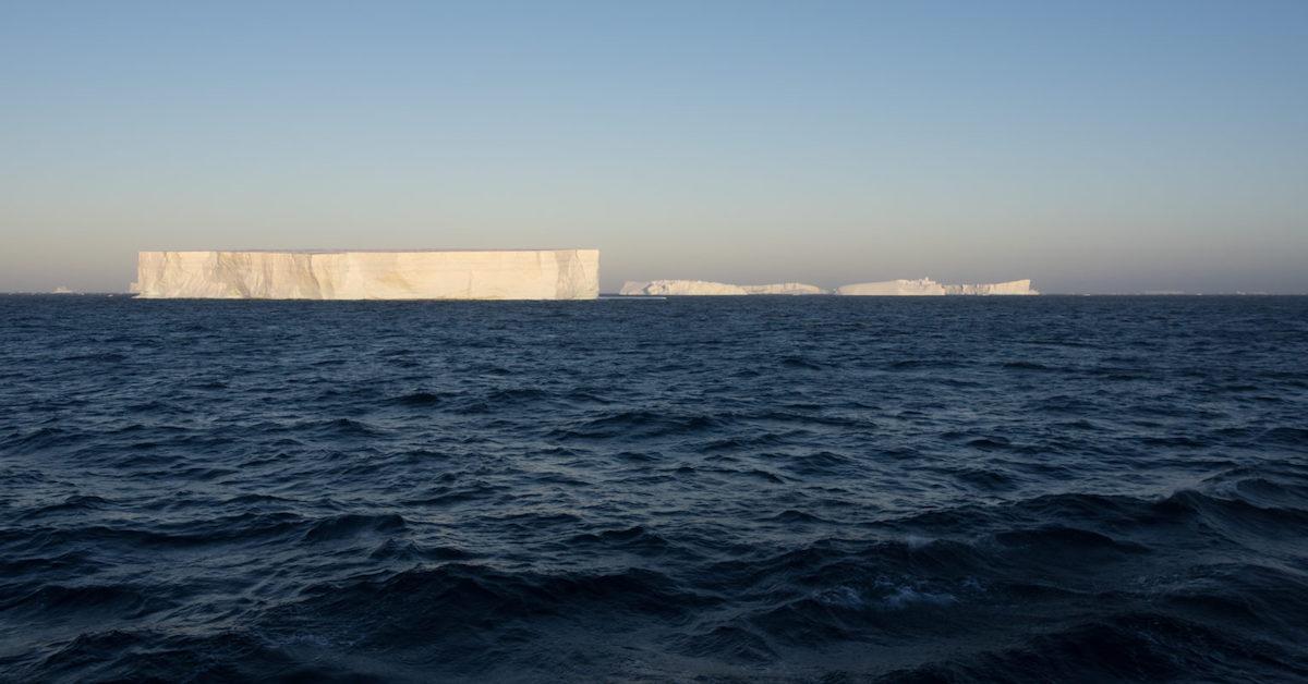 Mega Iceberg