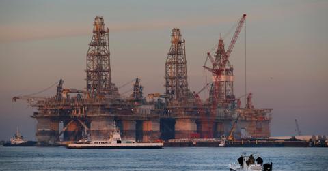 How does offshore frilling affect the environment?