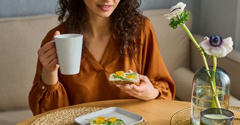 Can Eating a Late Breakfast Lead to a Shorter Life? New Study