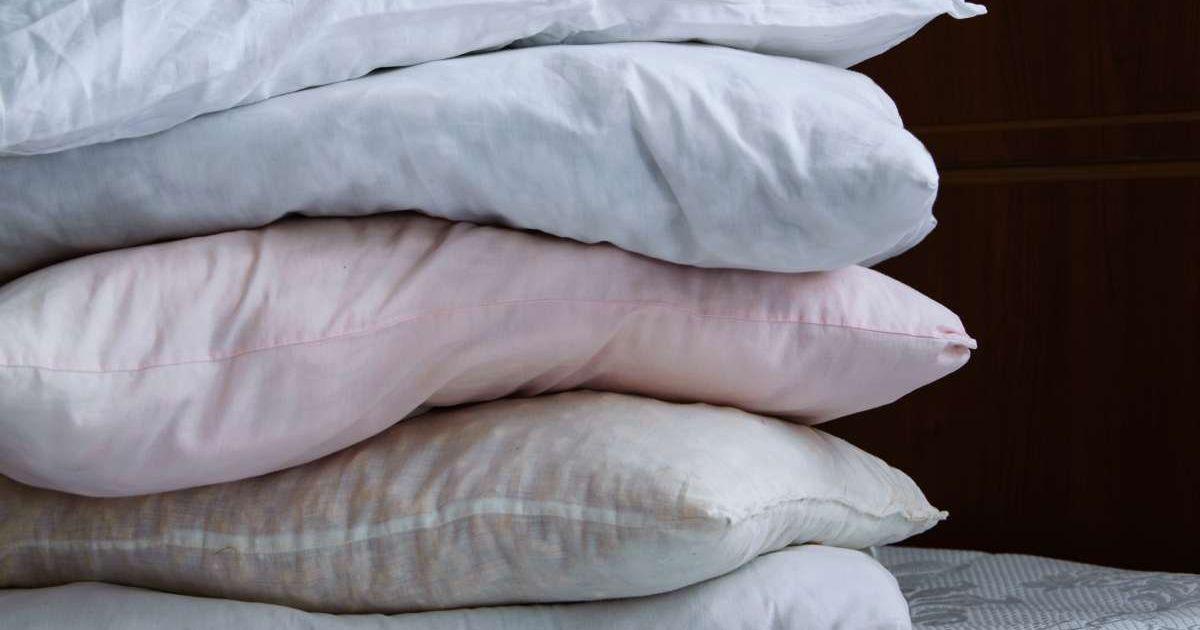 A stack of pillows laid out on the bed. (Representative Cover Image Source: Getty Images | Alikaj2582)