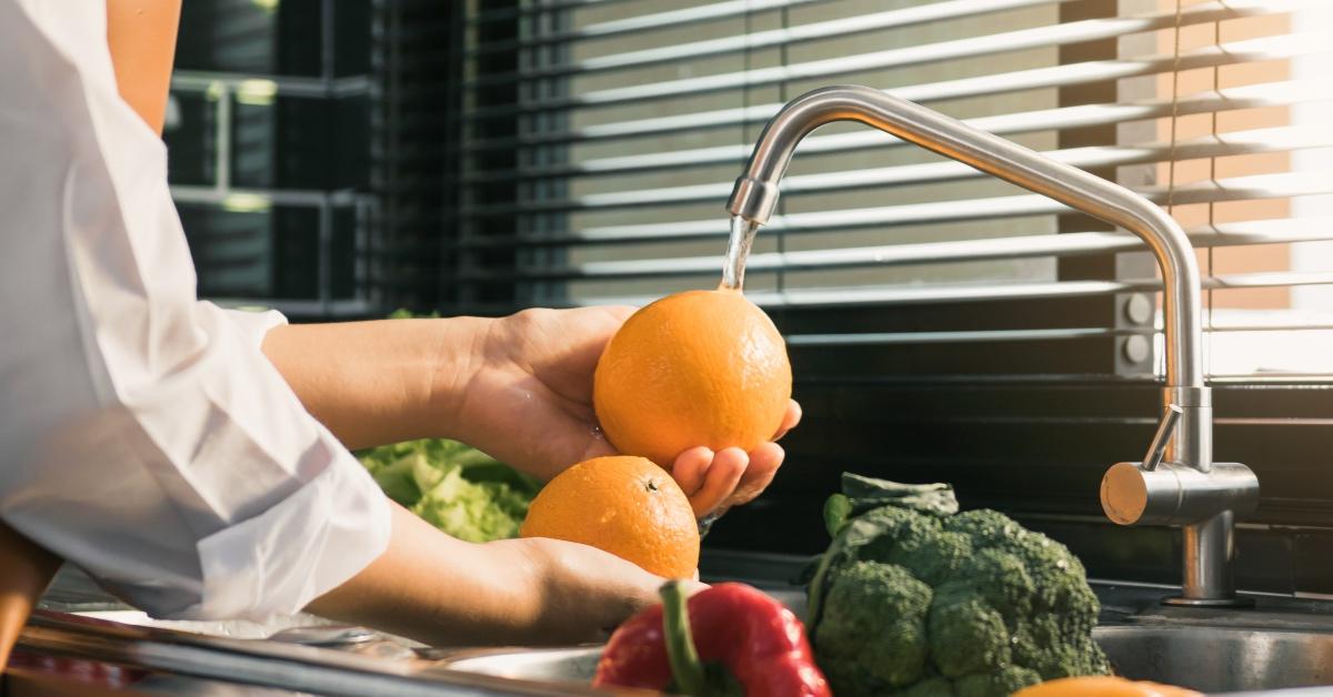 How to Wash Fruits and Vegetables