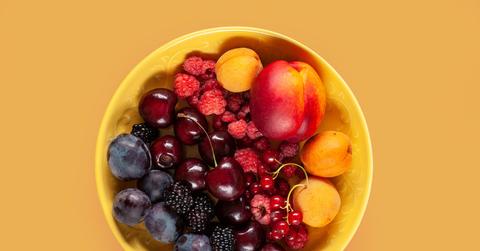 A plate of stone fruits.