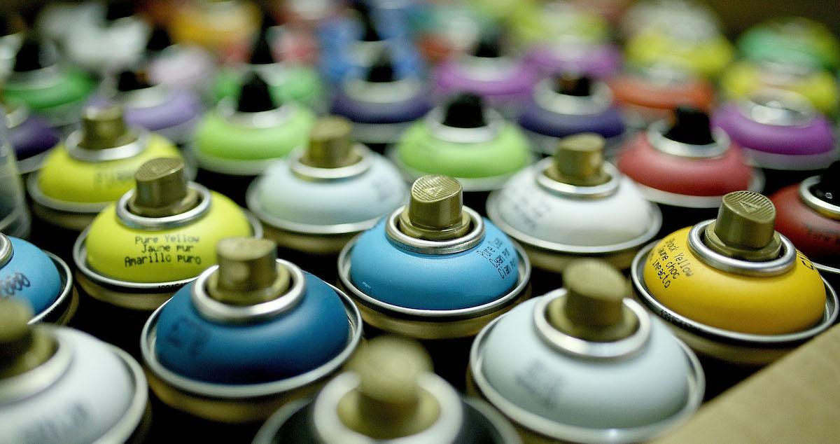 How to Recycle Old Paint