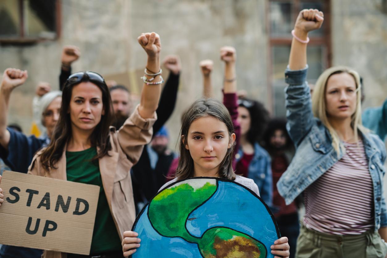 People Protesting