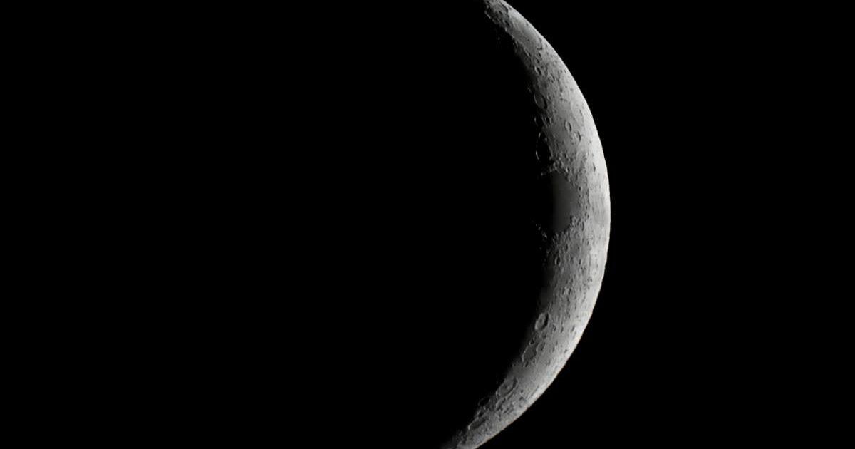 The crescent arc of the Moon glows with light as the other side remains shadowy and dark  (Cover Image Source: Getty Images | Allexxandar)