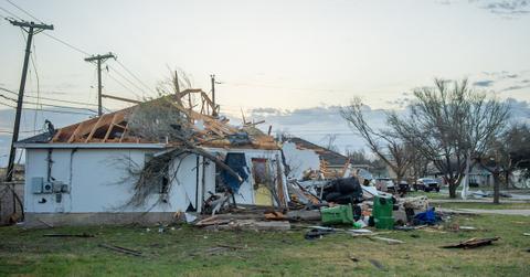 Roundhouse, Texas Tornado