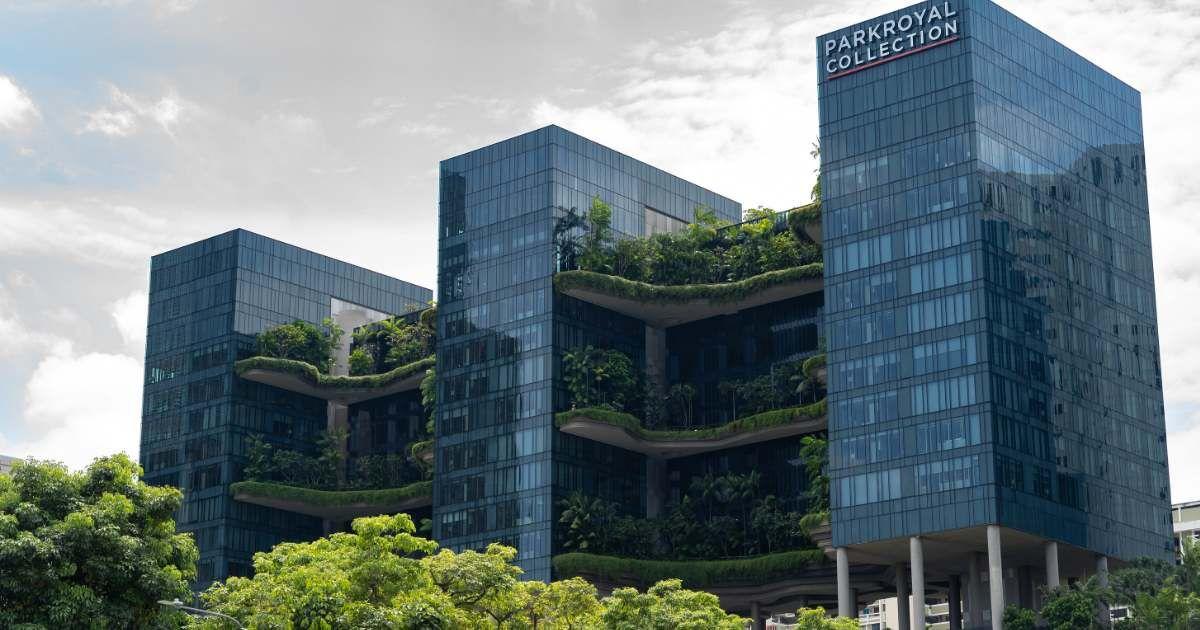 Green nature facade of the Park Royal on Pickering hotel building in Singapore city. (Representative Cover Image Source: Getty Images | Andrey Kulagin)