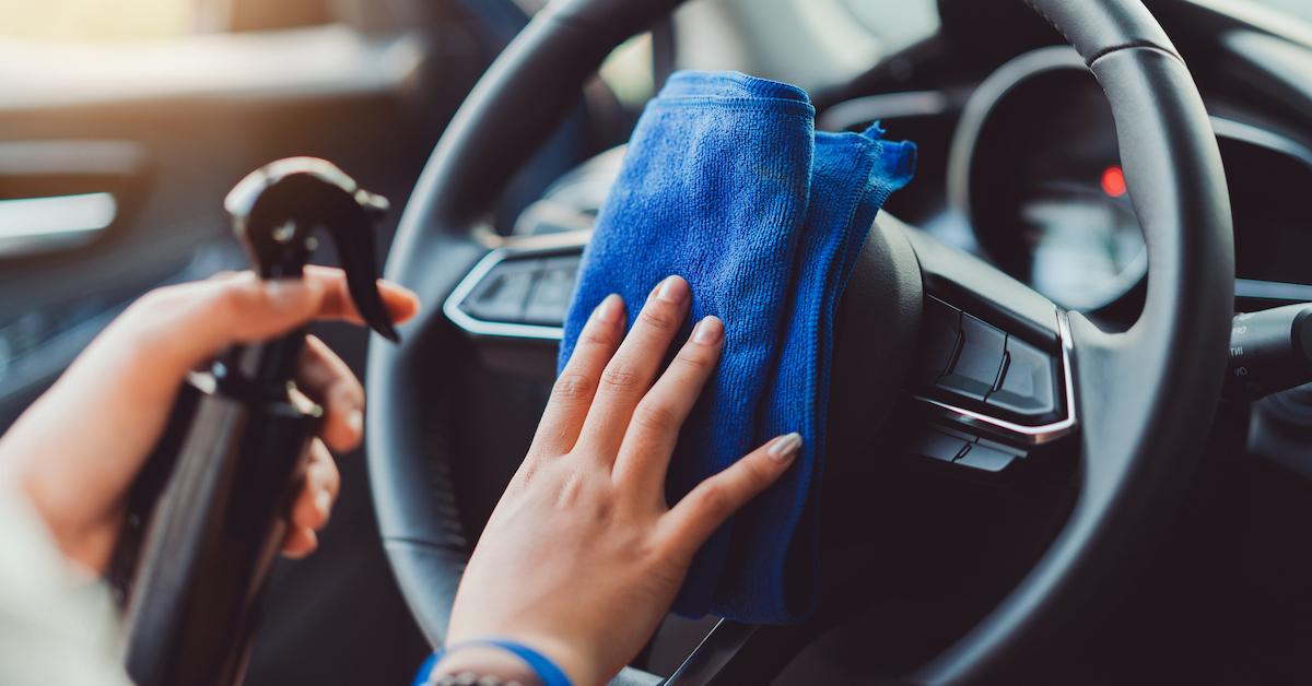 Is Microfiber Plastic? Sustainable Alternatives to Microfiber Cloths