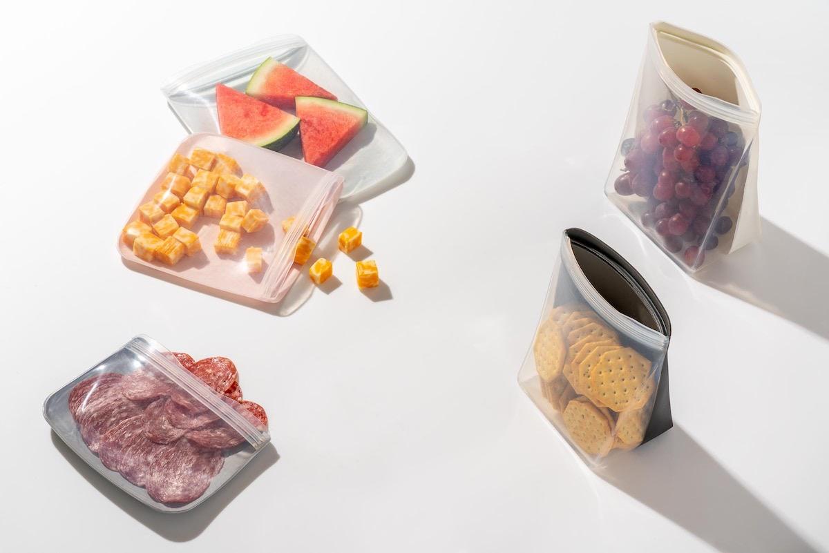 11 Eco-Friendly Alternatives to Ziploc Bags For All Your Snack Storage Needs