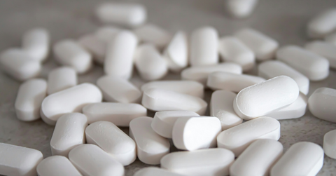 Unmarked acetaminophen tablets