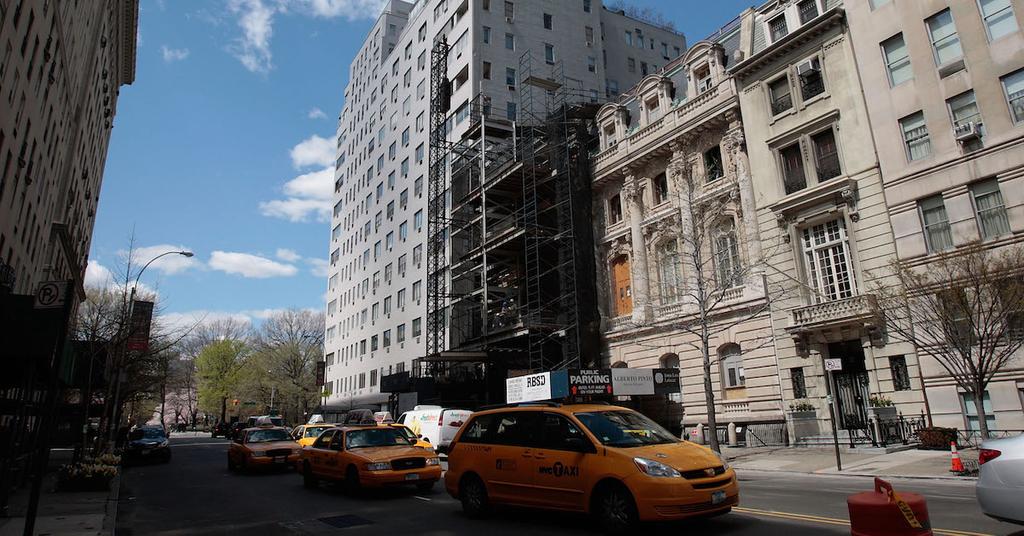 Buy Nothing Groups Are the Best Way to Keep Stuff Out of Landfills