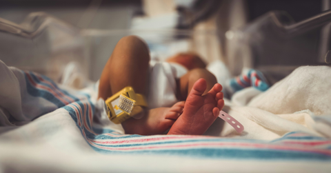 A closeup of a newborn baby's feet
